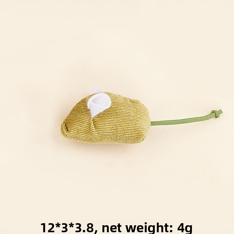 Cat toy: realistic plush mouse