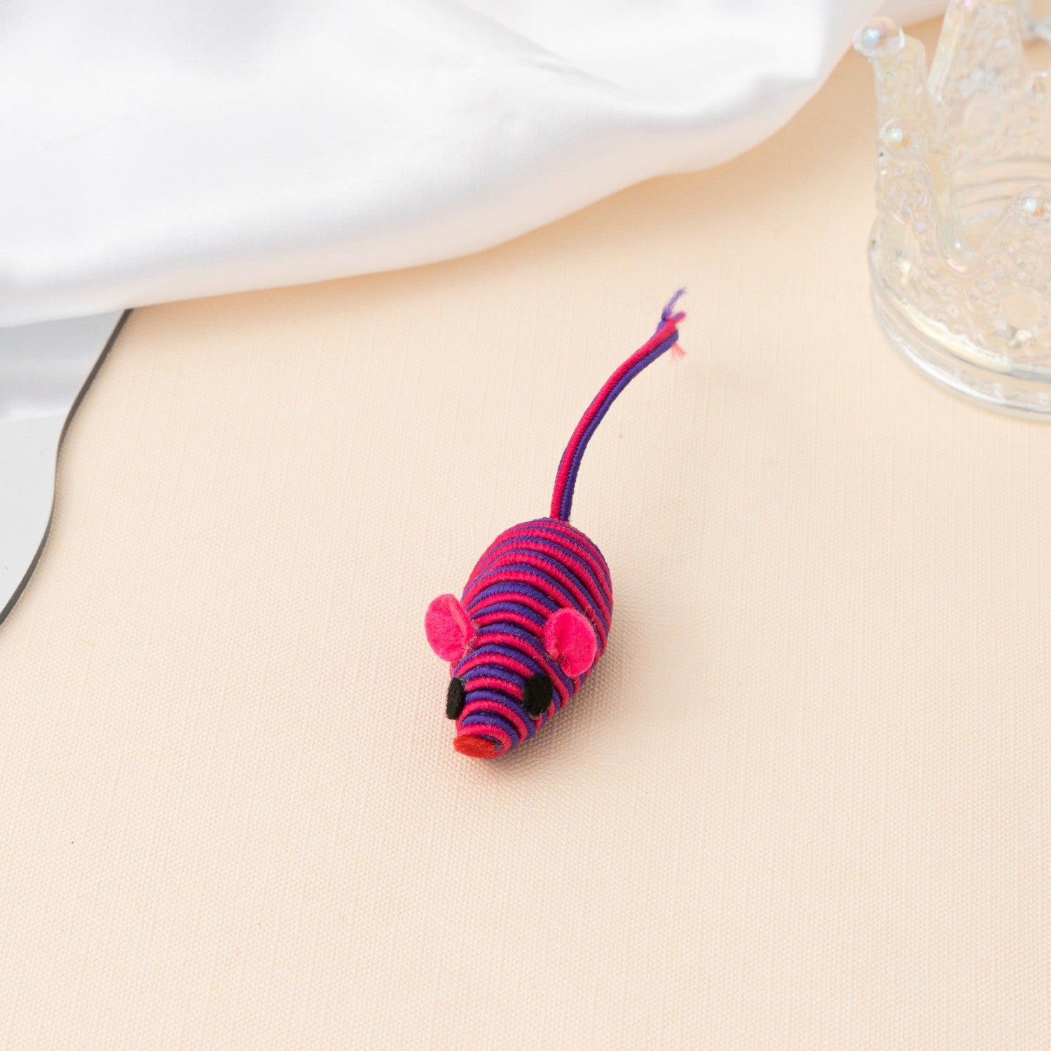Cat toy: realistic plush mouse