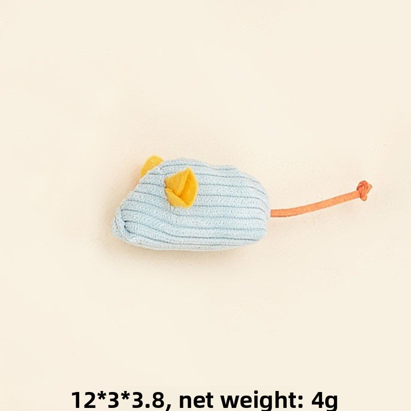 Cat toy: realistic plush mouse