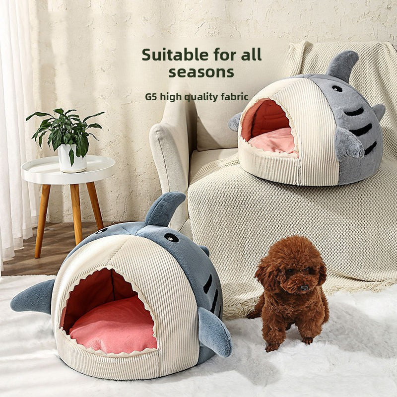 Thick-walled closed-type warm cat bed