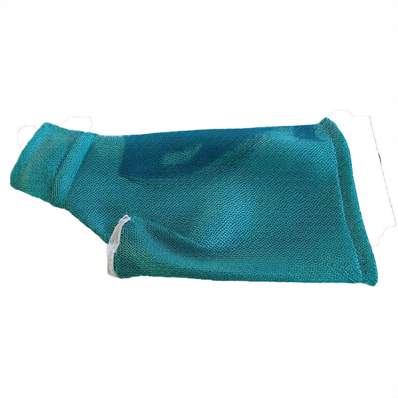 Washable cat bag for cleaning and scratch protection